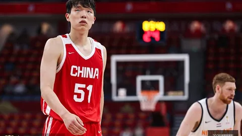 2026亚冠淘汰赛：上海双雄激战正酣，争夺中超资格之战